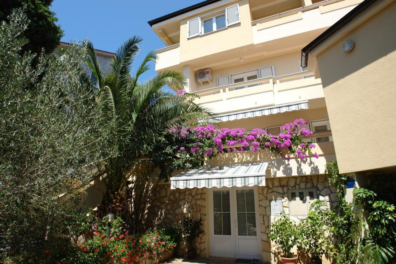 Apartments With A Parking Space Mandre, Pag - 18748 Kolan Luaran gambar