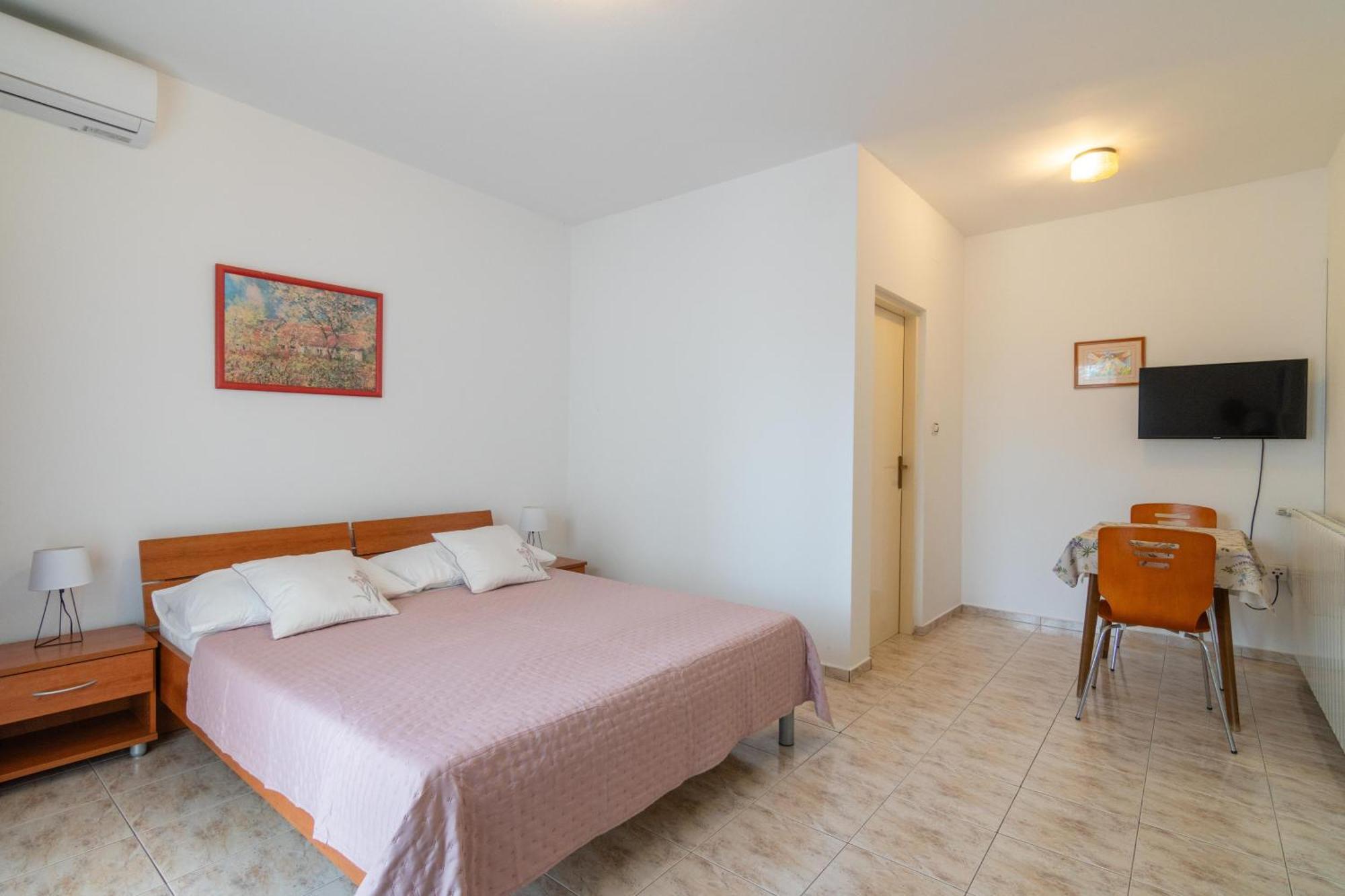Apartments With A Parking Space Mandre, Pag - 18748 Kolan Luaran gambar
