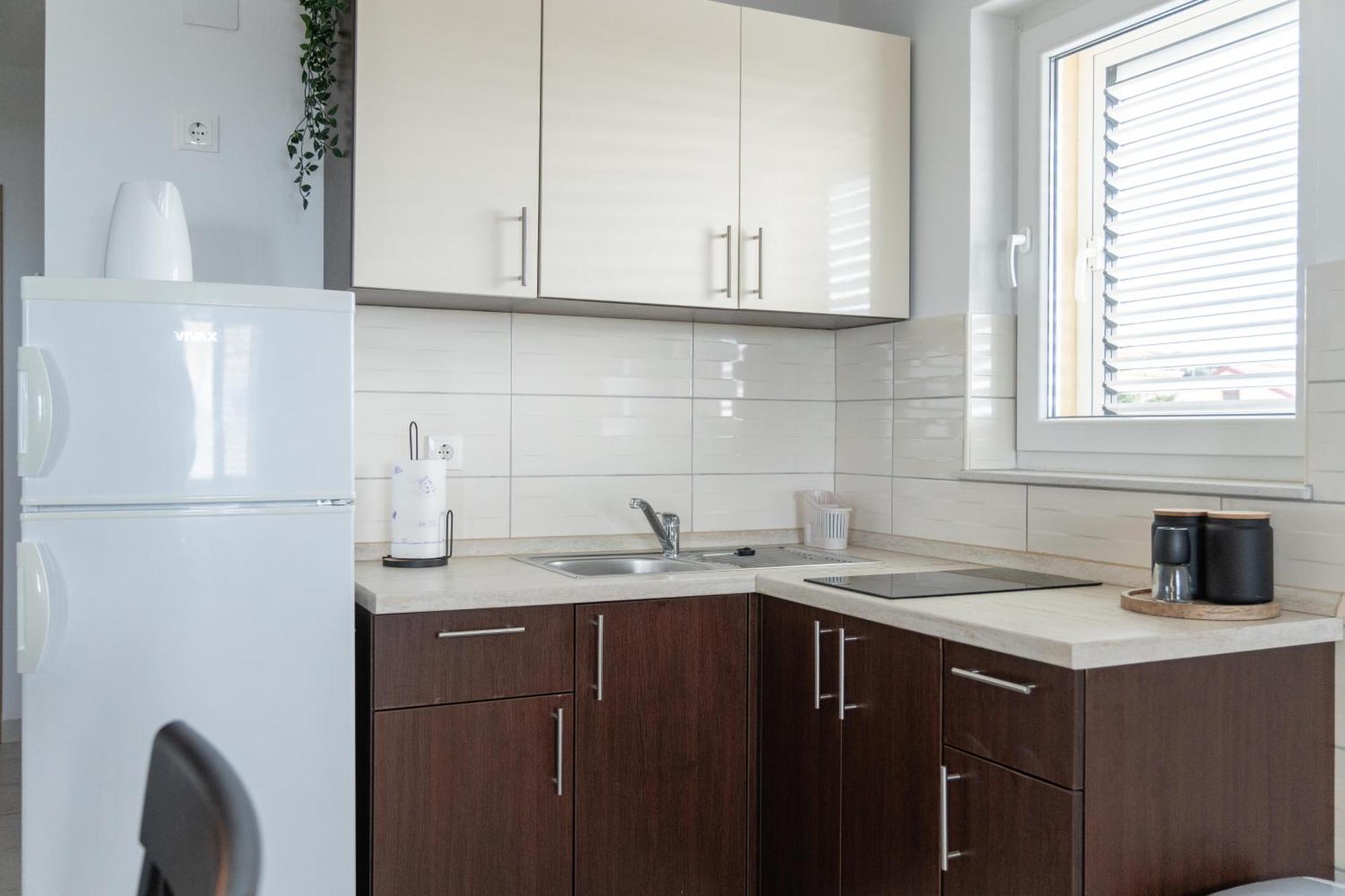 Apartments With A Parking Space Mandre, Pag - 18748 Kolan Luaran gambar
