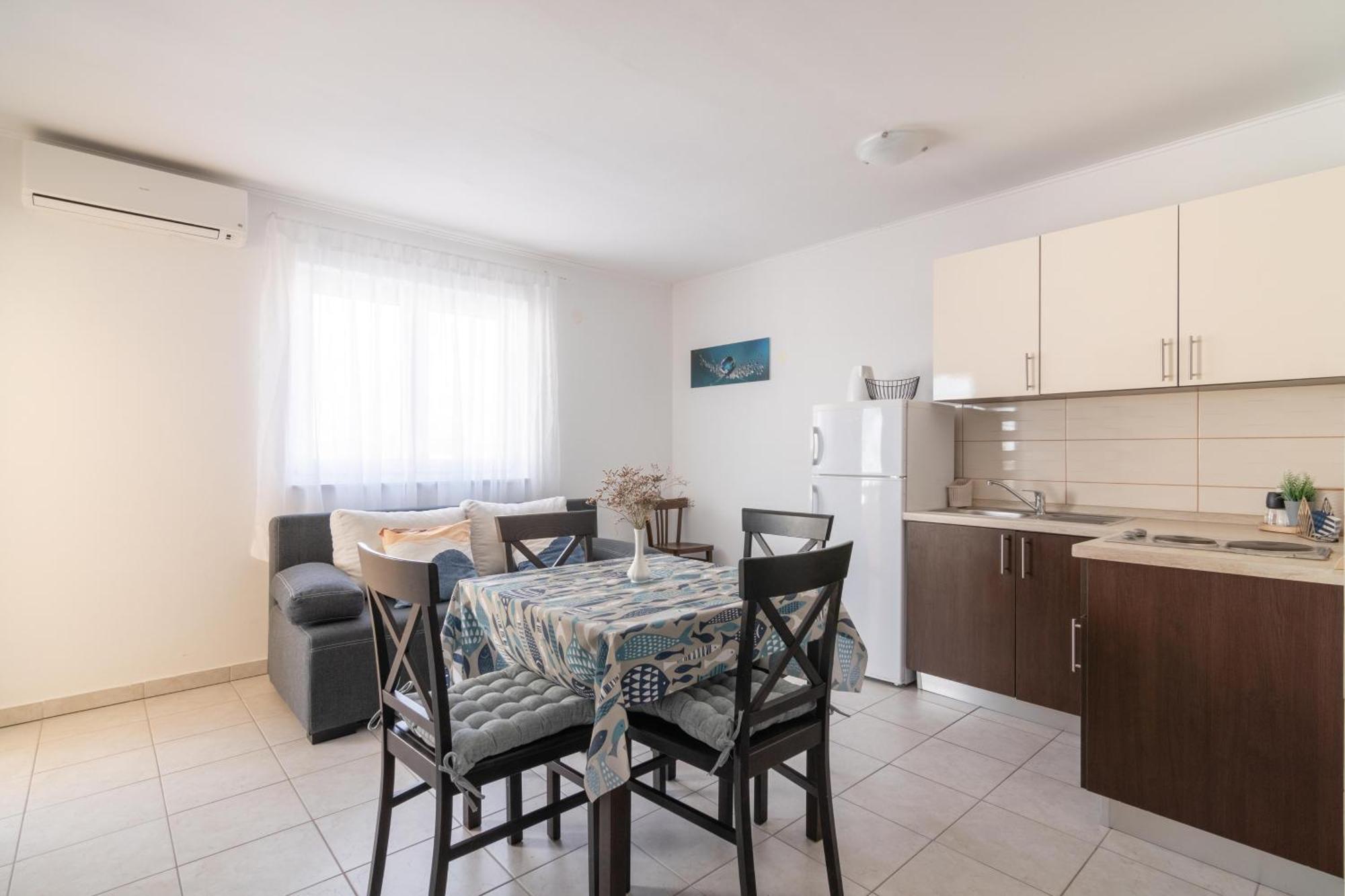 Apartments With A Parking Space Mandre, Pag - 18748 Kolan Luaran gambar