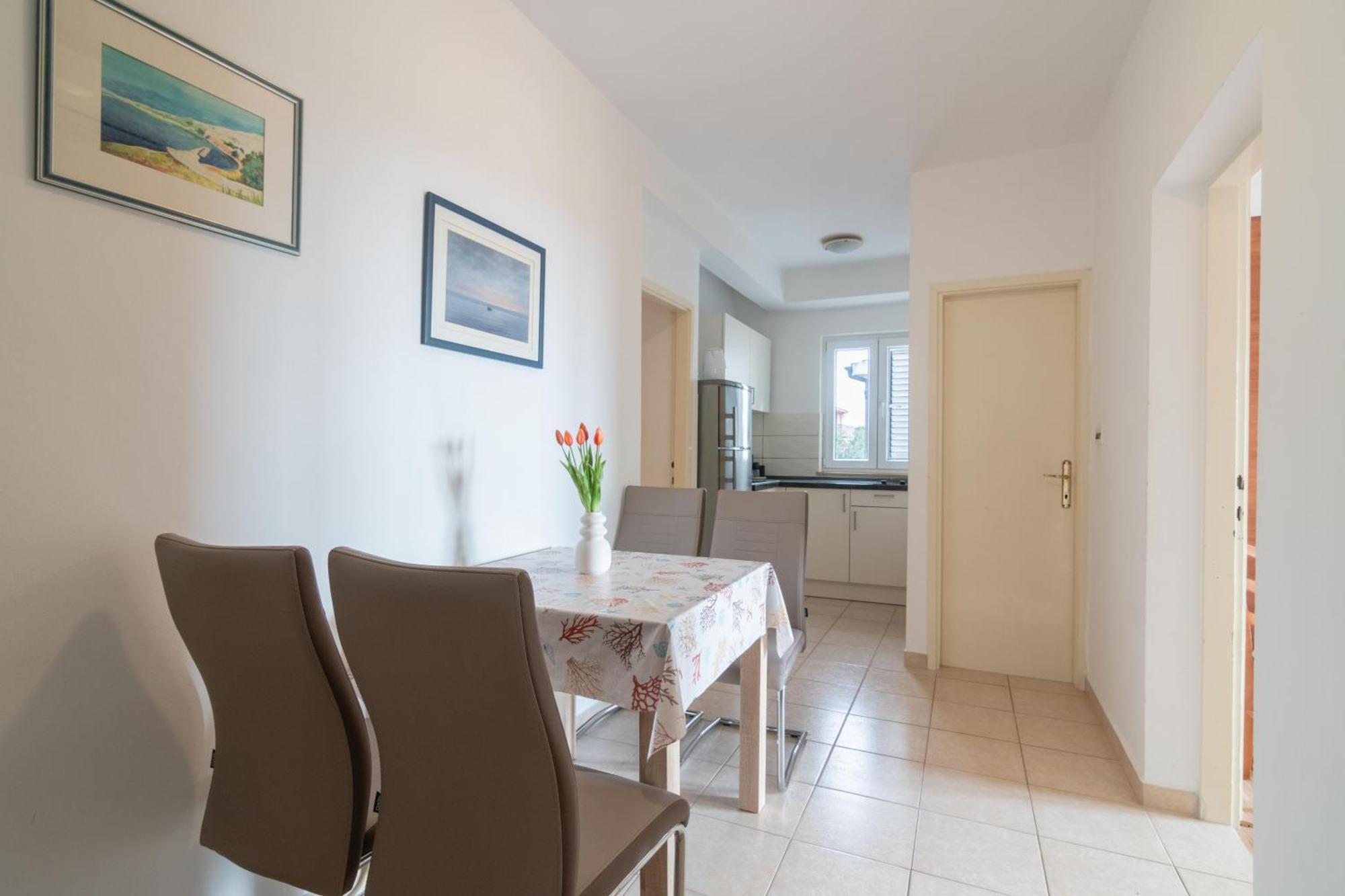 Apartments With A Parking Space Mandre, Pag - 18748 Kolan Luaran gambar