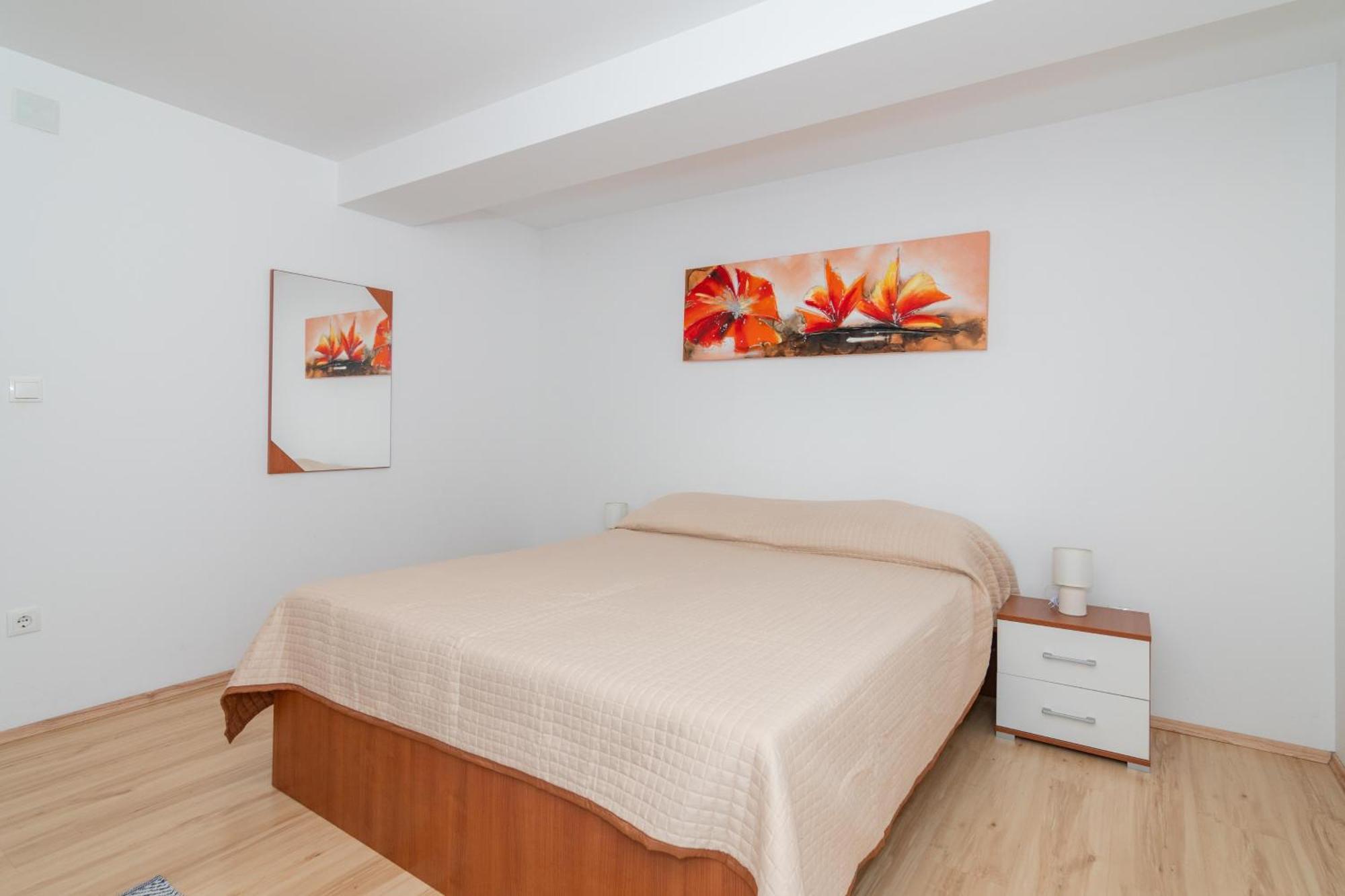 Apartments With A Parking Space Mandre, Pag - 18748 Kolan Luaran gambar